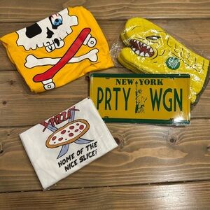 TMNT Collection: Yellow Skull and Crossbones Party Set *NEW*